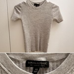 Banana Republic xs merino wool gray sweater top